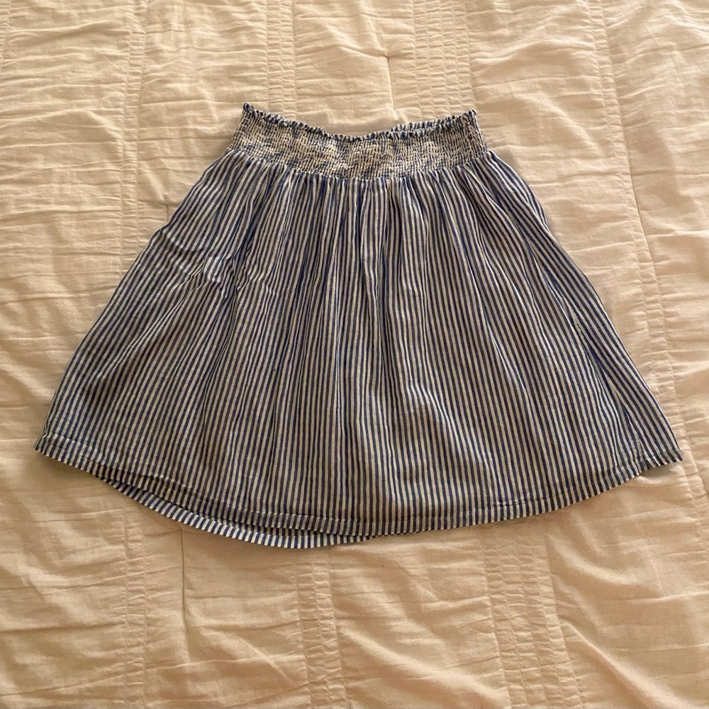 Old Navy - navy and white skirt